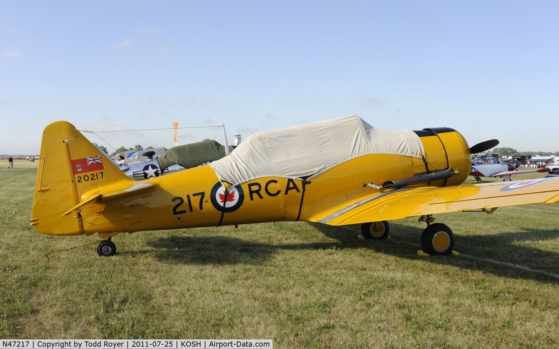 N47217, 1951 Canadian Car & Foundry Harvard MK IV C/N CCF4-8, AIRVENUTRE 2011