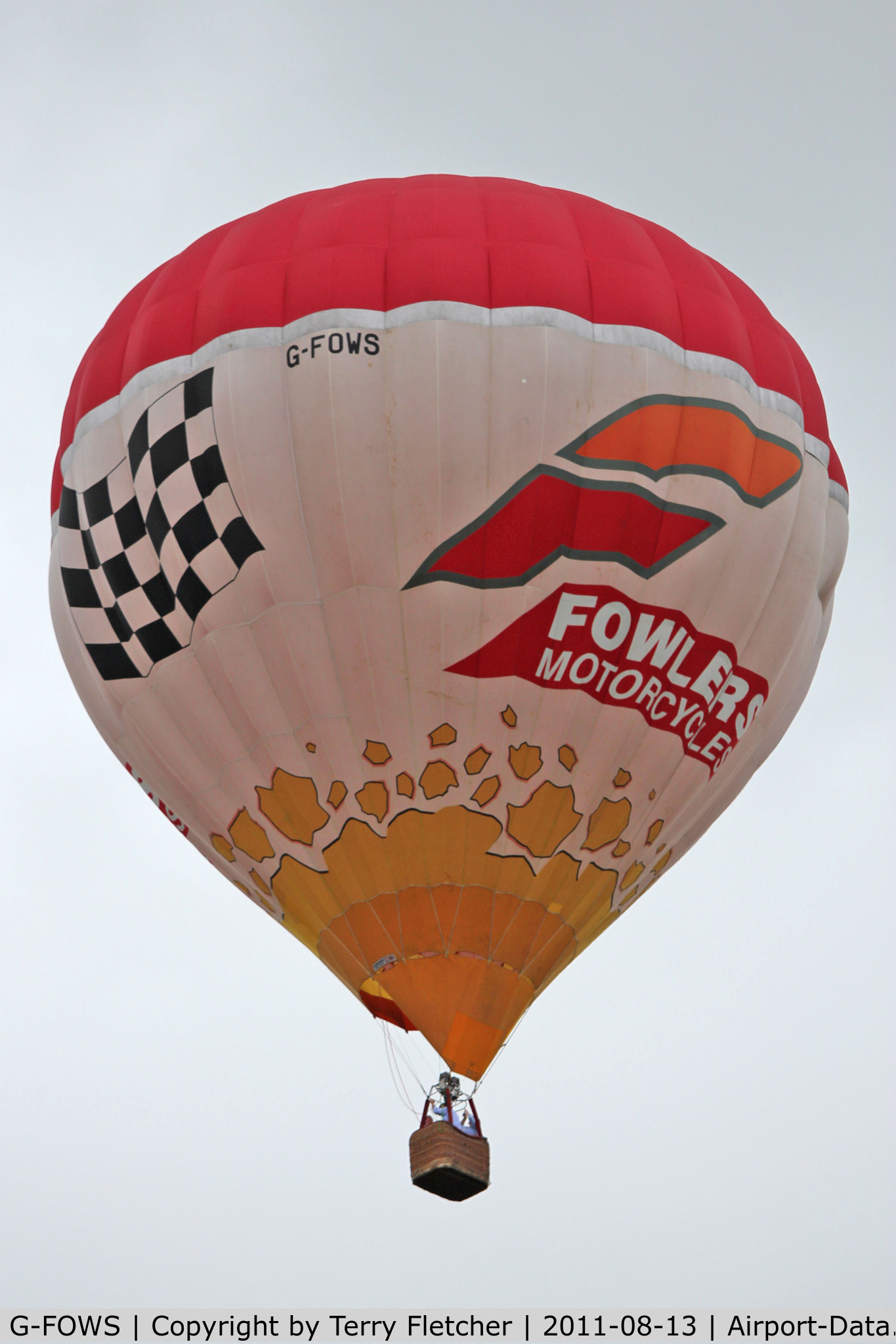 G-FOWS, 1996 Cameron Balloons N-105 C/N 3995, 2011 Bristol Balloon Fiesta