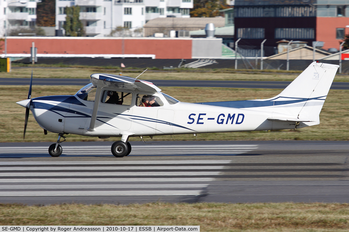 SE-GMD, 1975 Cessna F172M Skyhawk C/N F17201430, Stockholms Flygklubb