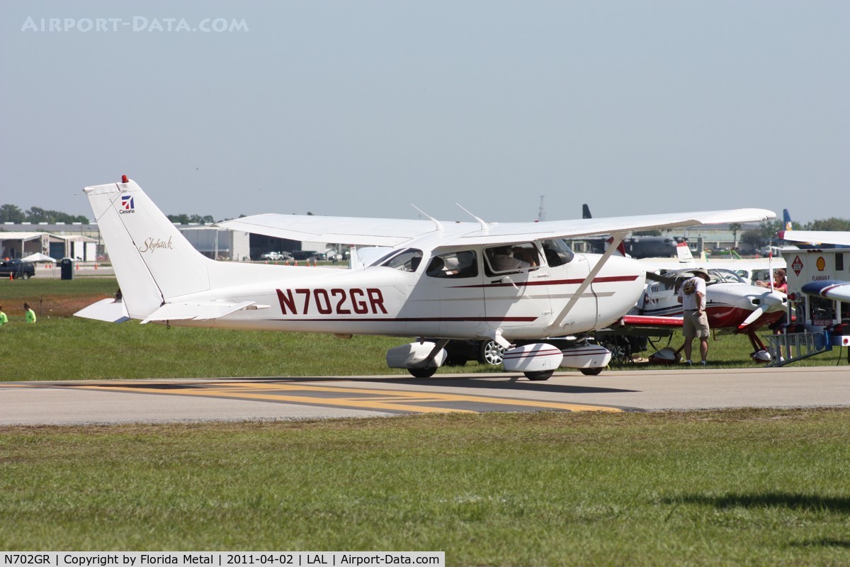 N702GR, 1998 Cessna 172R C/N 17280558, Cessna 172R