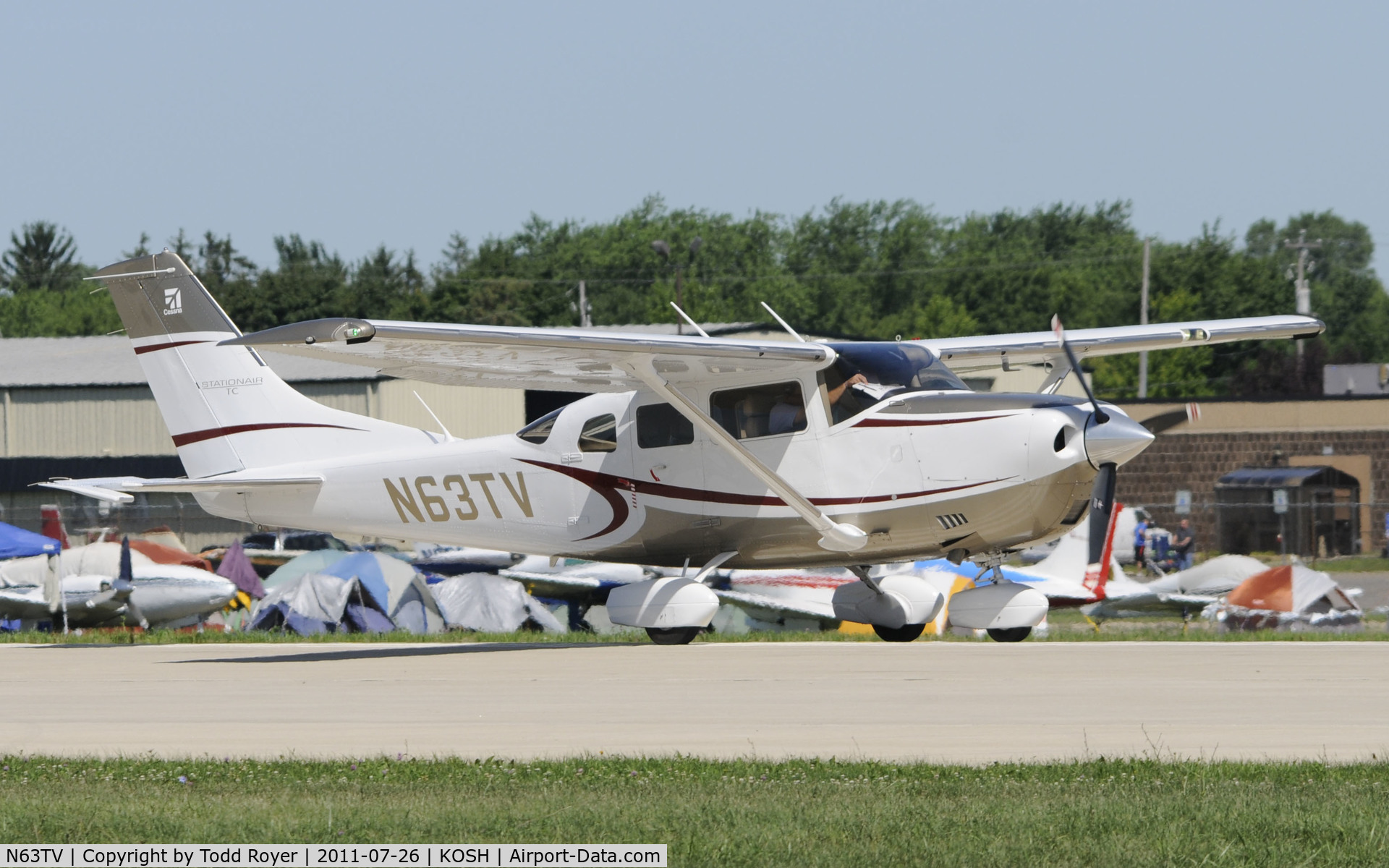 N63TV, Cessna T206H Turbo Stationair C/N T20608925, AIRVENTURE 2011