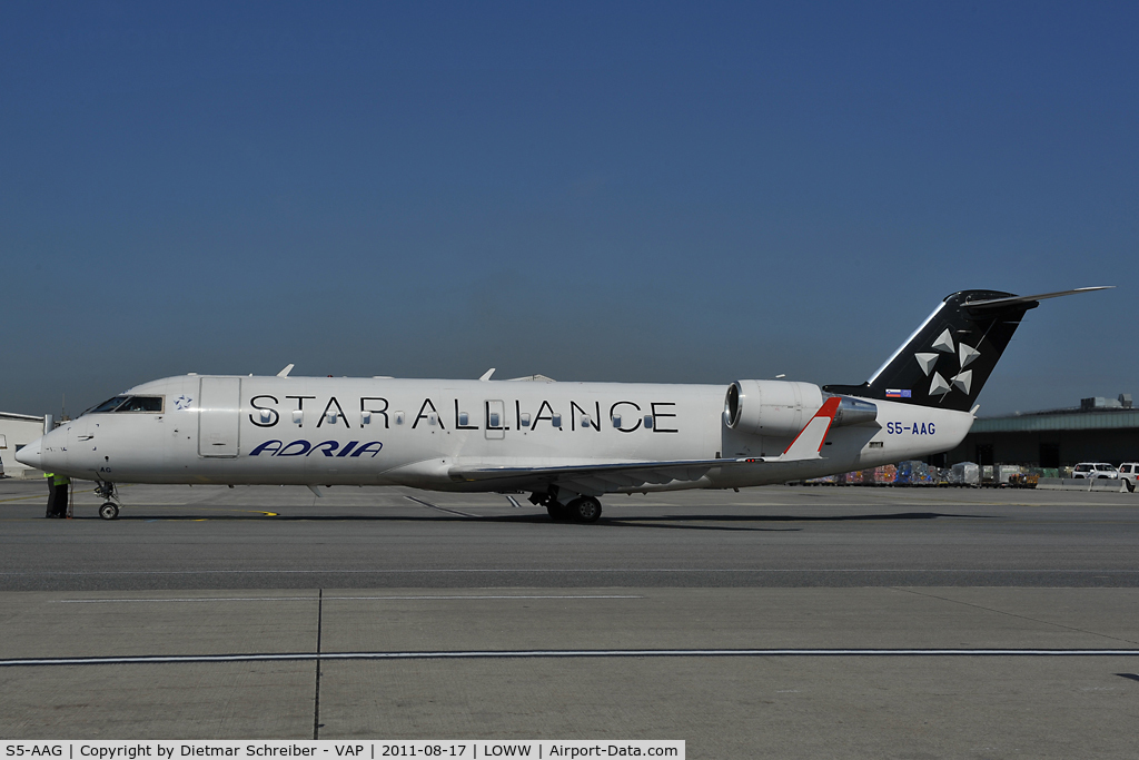 S5-AAG, 2000 Canadair CRJ-200LR (CL-600-2B19) C/N 7384, Adria Airways Regionaljet