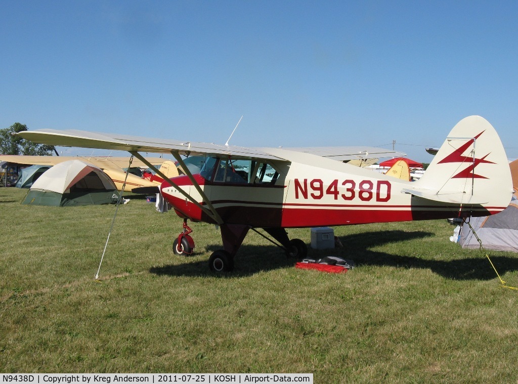 N9438D, 1958 Piper PA-22-160 Tri Pacer C/N 22-6412, EAA AirVenture 2011