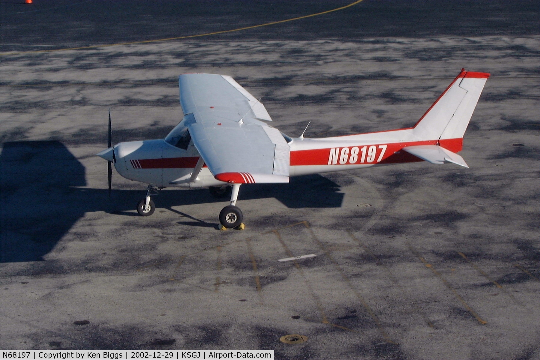 N68197, 1978 Cessna 152 C/N 15282178, This picture was taken from the FlyBy Cafe in St. Augustine, FL by me in December 2009.