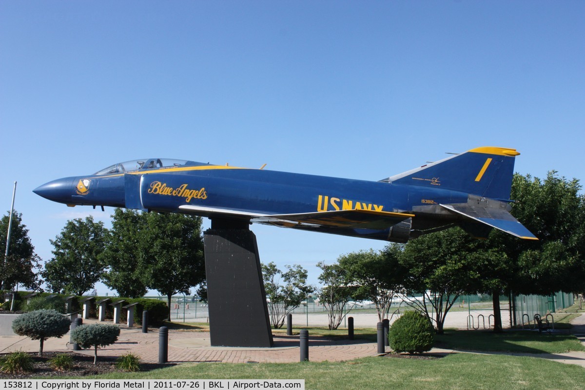 153812, McDonnell F-4J Phantom II C/N 2034, Blue Angels F-4J