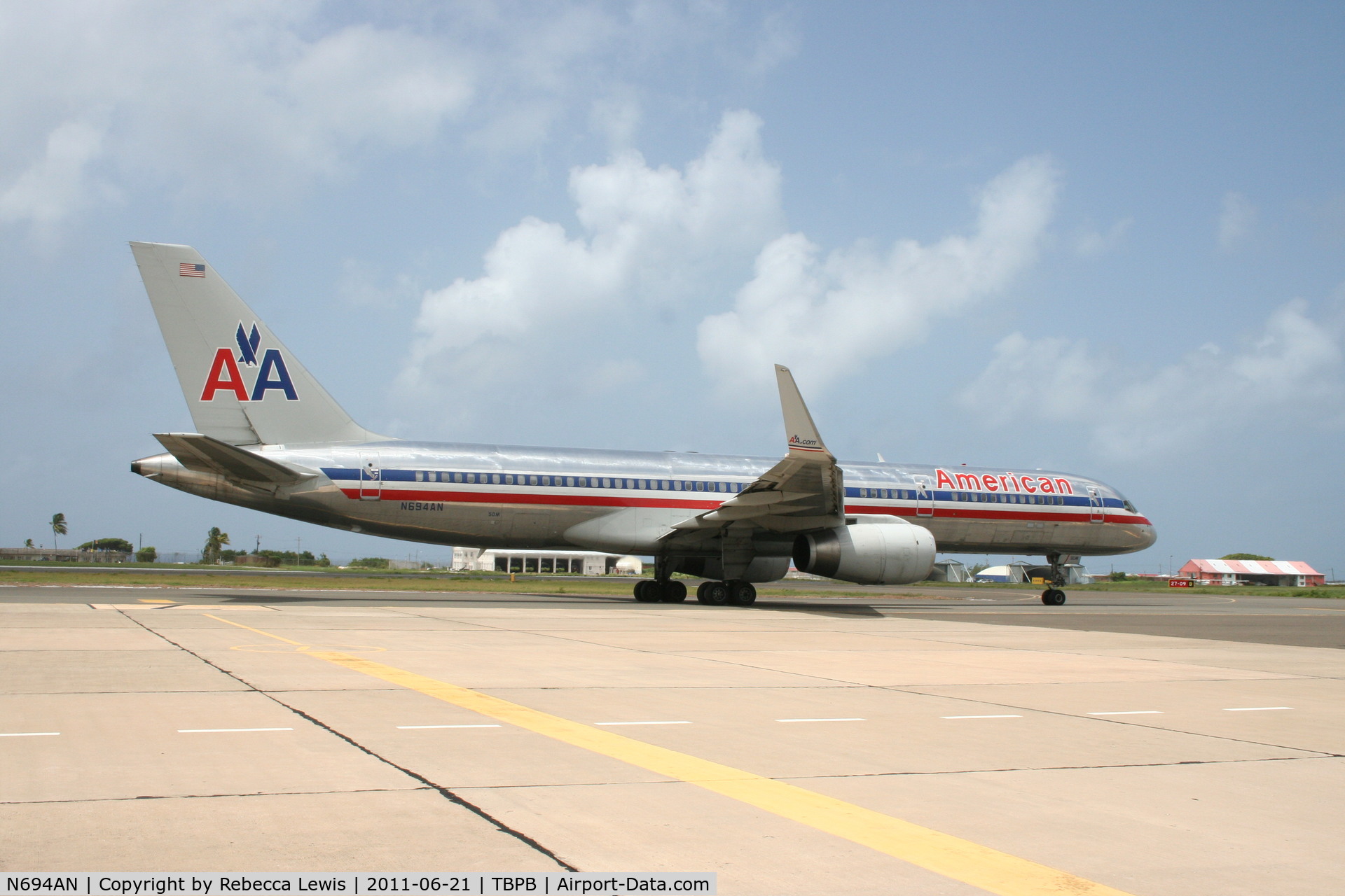 N694AN, 1994 Boeing 757-223 C/N 26974, Leaving Barbados Intl.