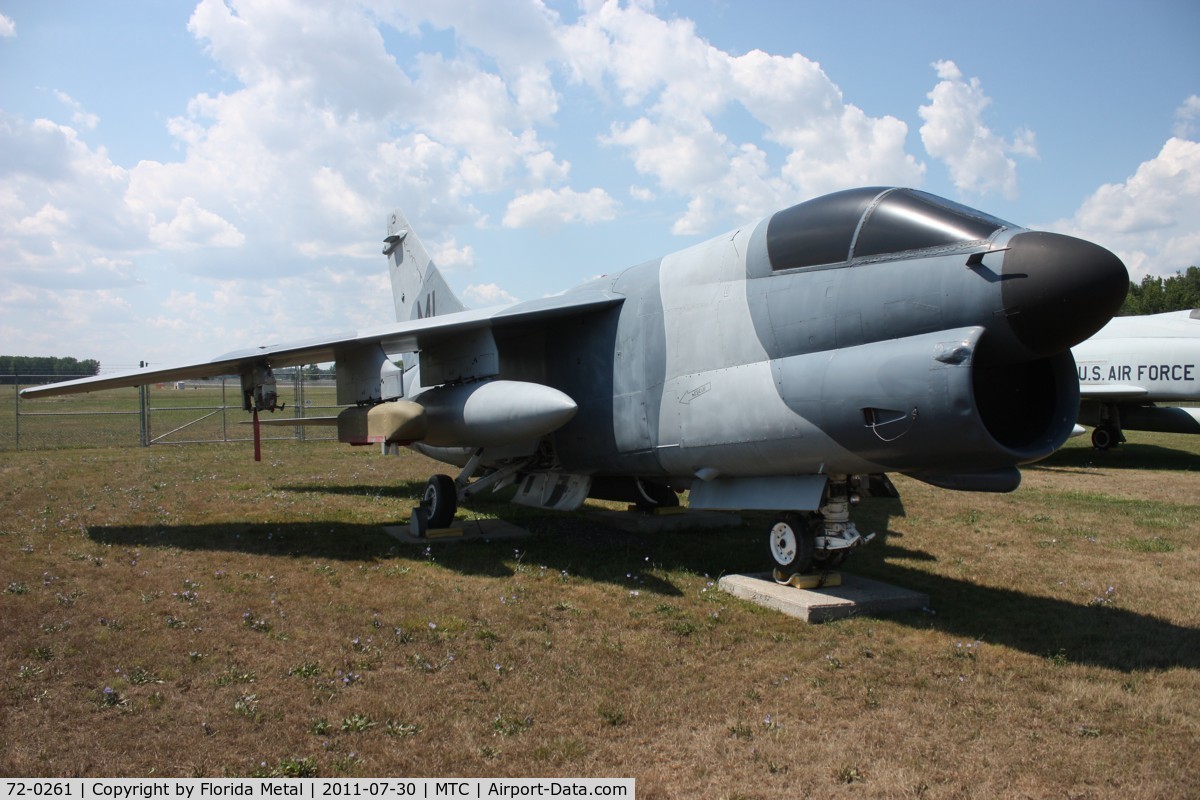 72-0261, 1972 LTV A-7D Corsair II C/N D-383, A-7D Corsair II