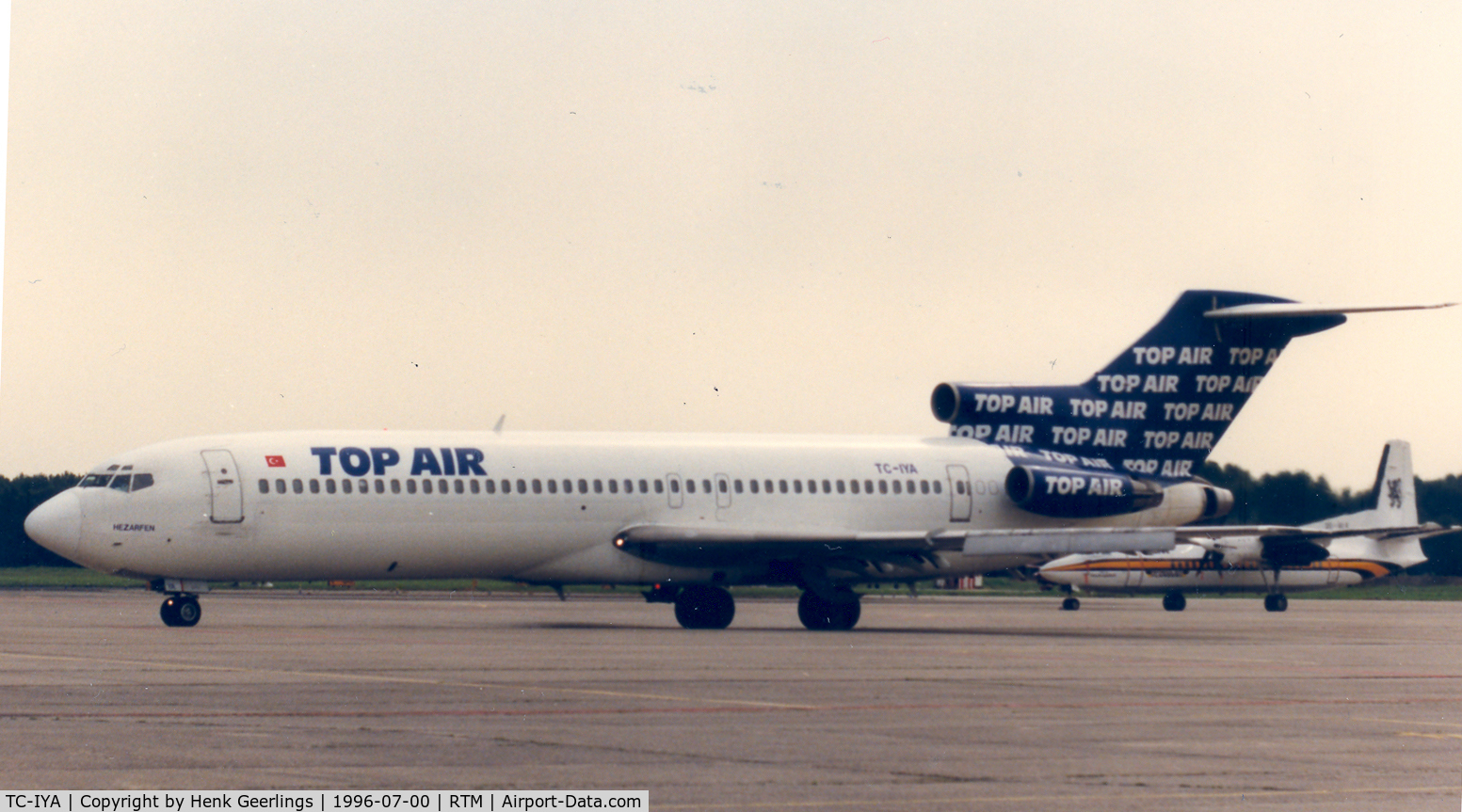TC-IYA, 1982 Boeing 727-2F2 C/N 22999/1811, Top Air