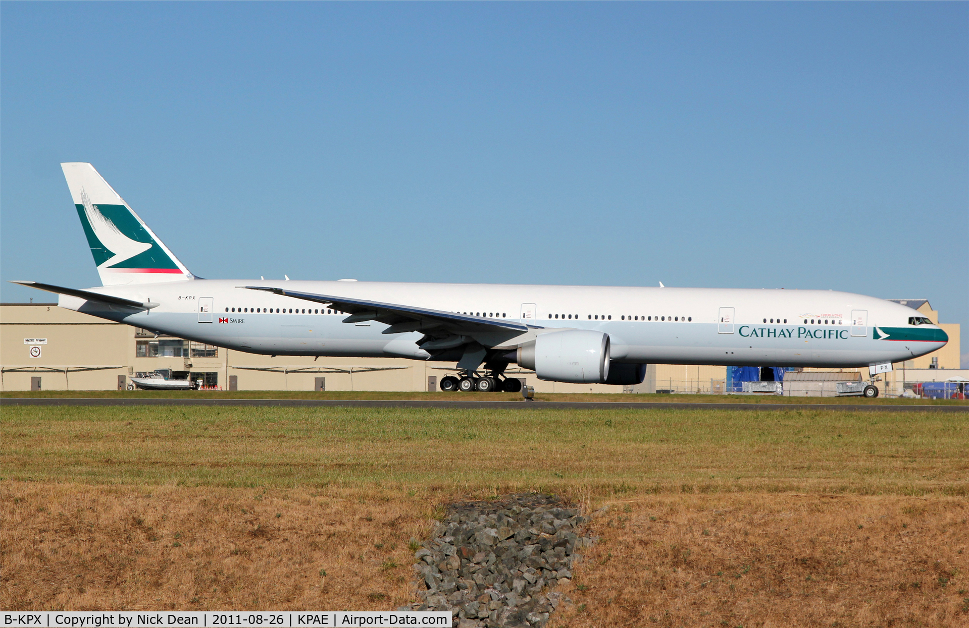 B-KPX, 2011 Boeing 777-367/ER C/N 37897, KPAE CPA3335 taxying from the Kilo 1 delivery position at the Future of Flight museum on Alpha to 34L for departure to VHHH/HKG this evening.