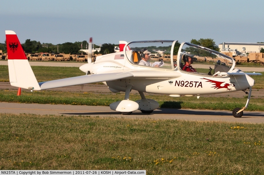 N925TA, 1992 Gyroflug SC-01B-160 Speed Canard C/N S-60, Departing Airventure 2011.