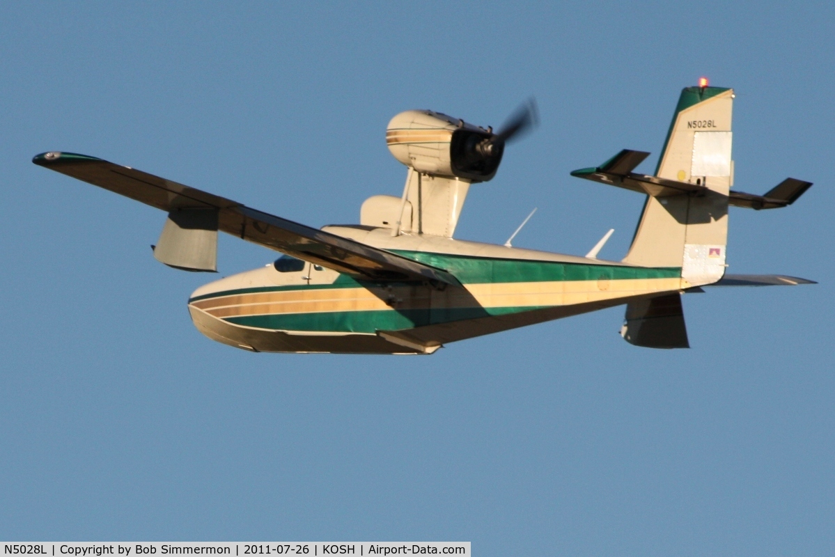 N5028L, 1971 Lake LA-4-200 Buccaneer C/N 485, Departing Airventure 2011.