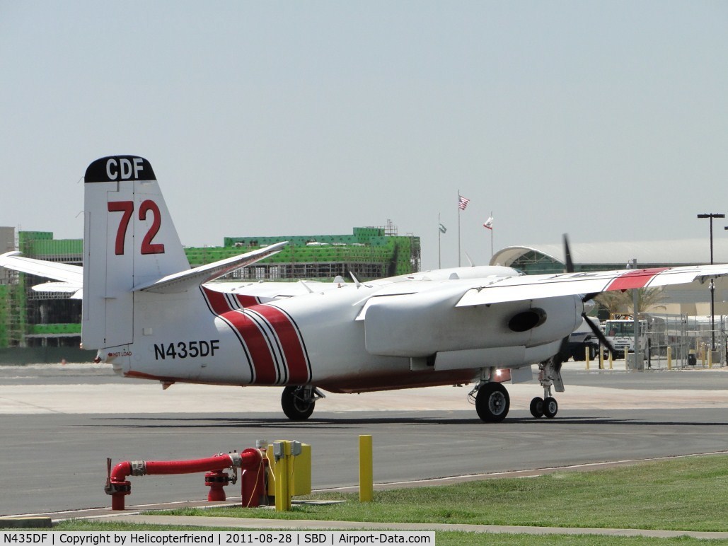 N435DF, 2001 Marsh Aviation S-2F3AT C/N 153573, Turning towards pad #1