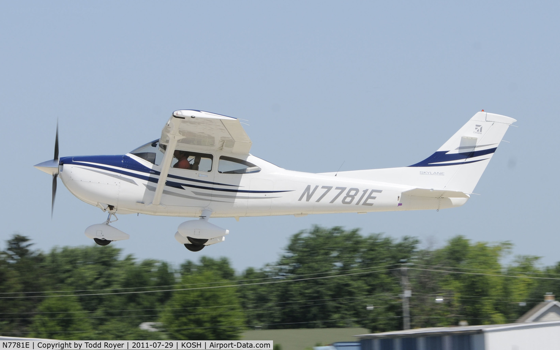 N7781E, 2005 Cessna 182T Skylane C/N 18281621, AIRVENTURE 2011
