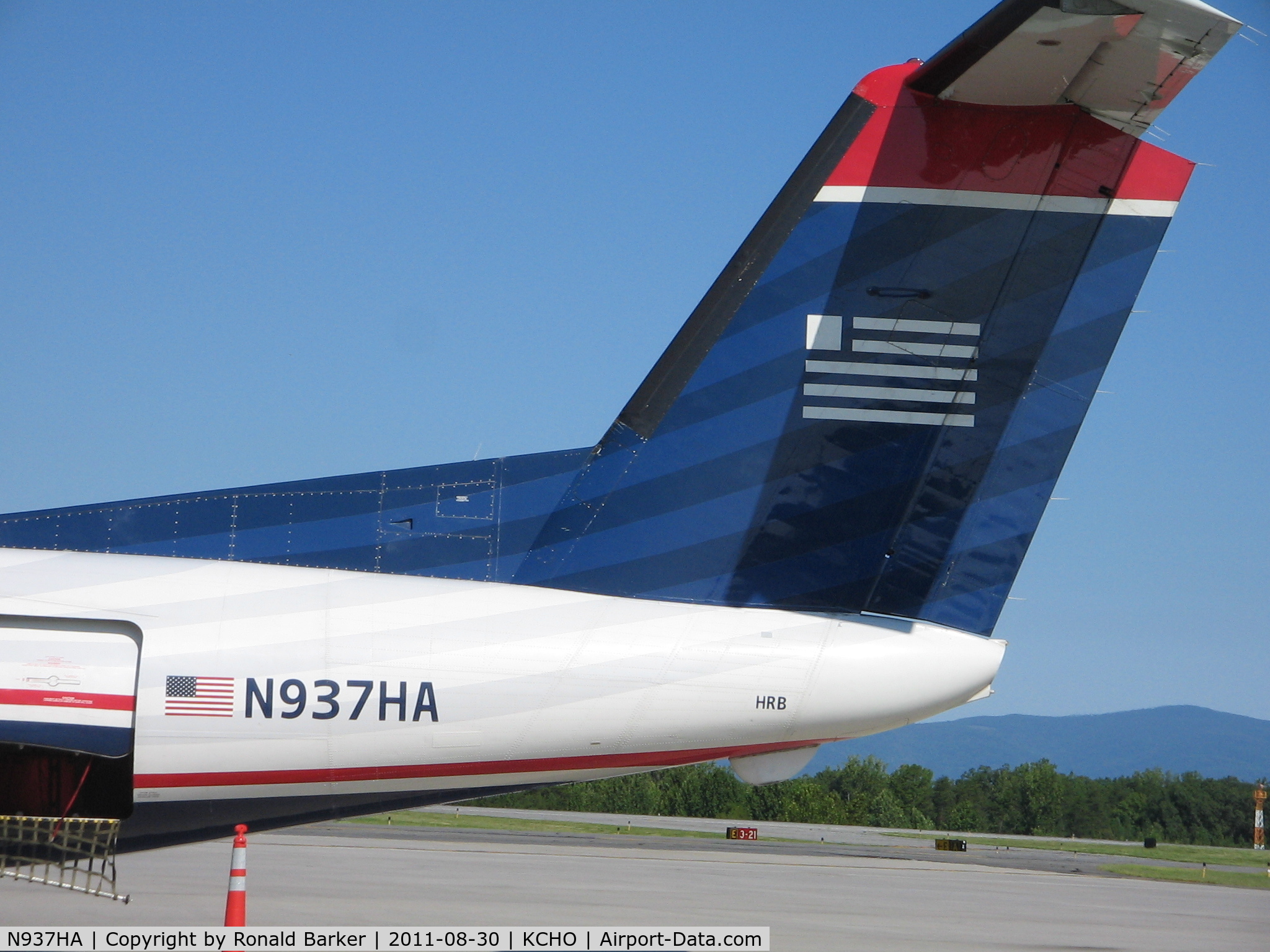 N937HA, Boeing DHC-8-102 C/N 148, CHO, VA