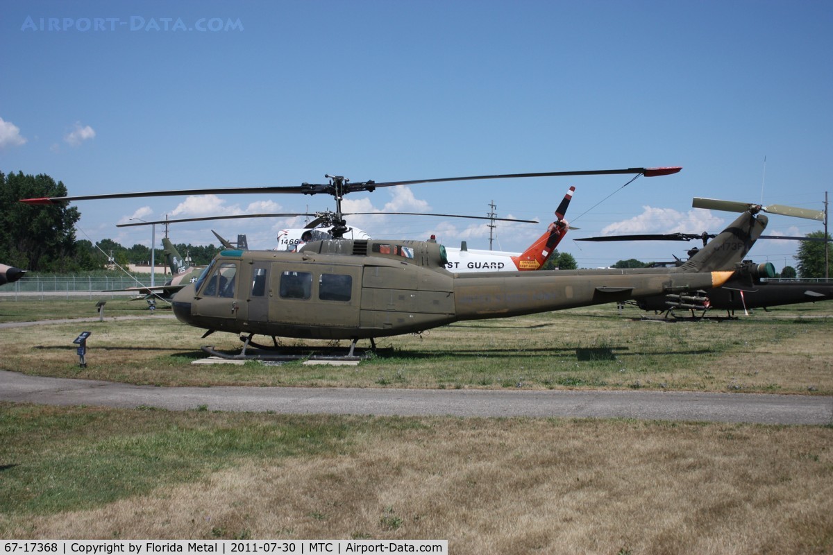 67-17368, 1967 Bell UH-1H Iroquois C/N 9556, UH-1H