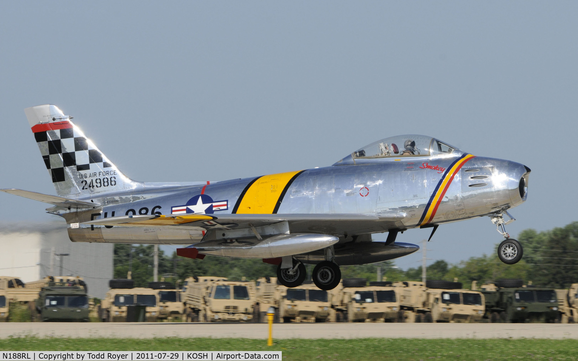 N188RL, 1952 North American F-86F Sabre C/N 191-682, AIRVENTURE 2011