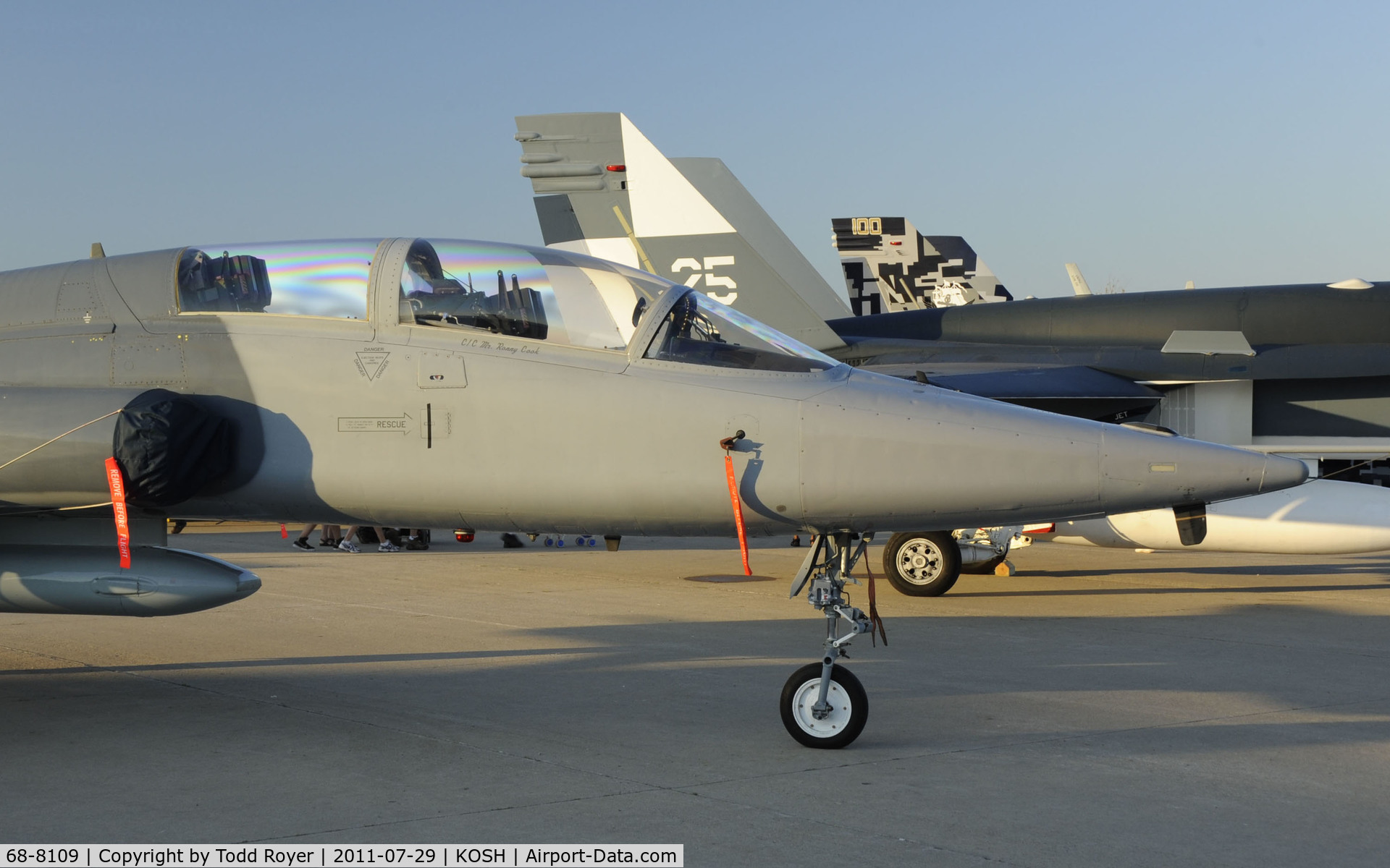 68-8109, 1968 Northrop T-38A Talon C/N T.6114, AIRVENTURE 2911