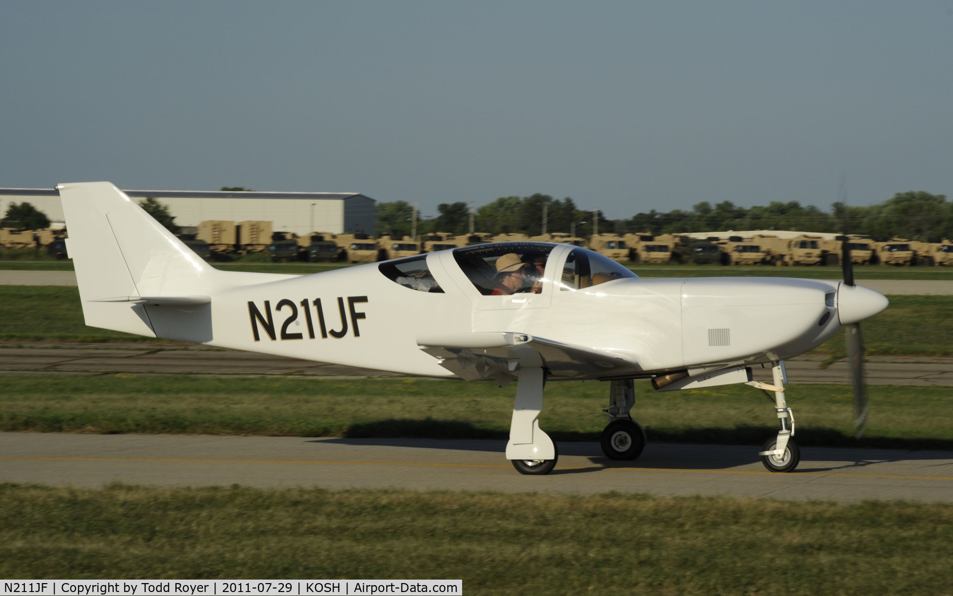 N211JF, 2004 Stoddard-Hamilton Glasair III C/N 3293, AIRVENTURE 2011