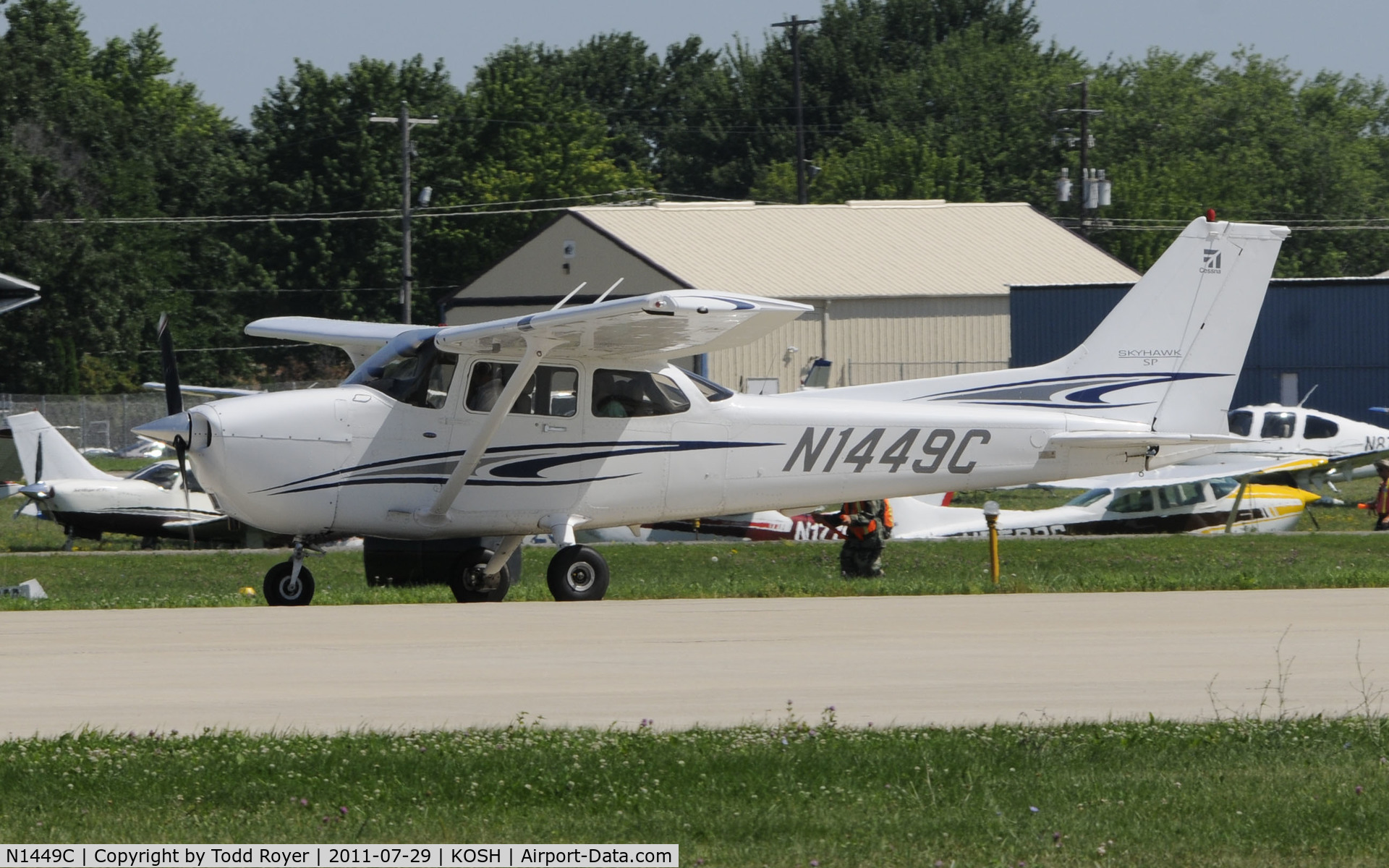 N1449C, 2005 Cessna 172S C/N 172S9892, AIRVENTURE 2011