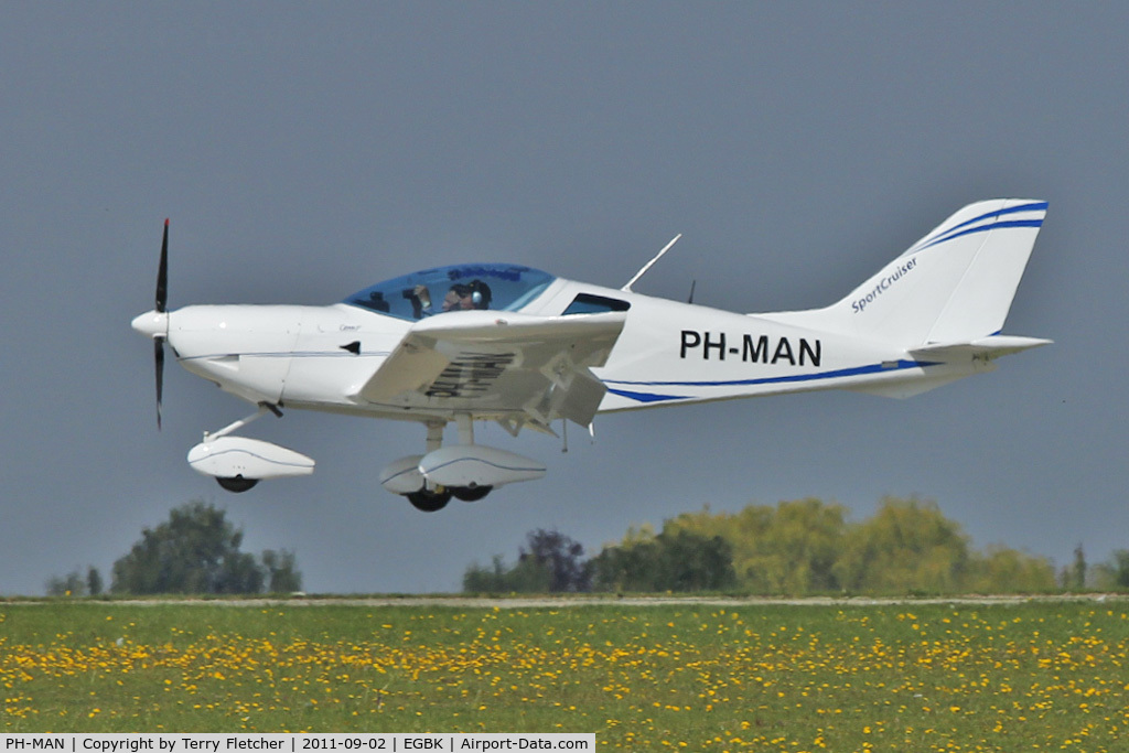 PH-MAN, 2009 CZAW SportCruiser C/N 09SC252, Foreign visitor arriving on Day 1 of the 3 day 2011 PFA Rally at Sywell UK