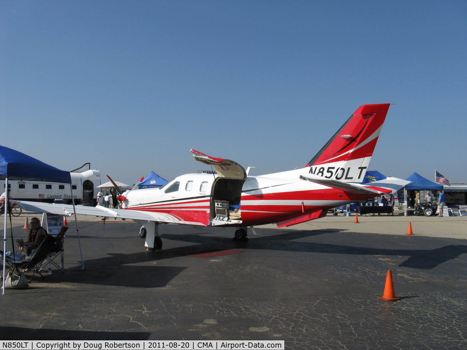 N850LT, Socata TBM-700 C/N 585, SOCATA TBM 700C, one P&W(C)PT6A-64 Turboprop 1,580 shp flat rated at 700 shp