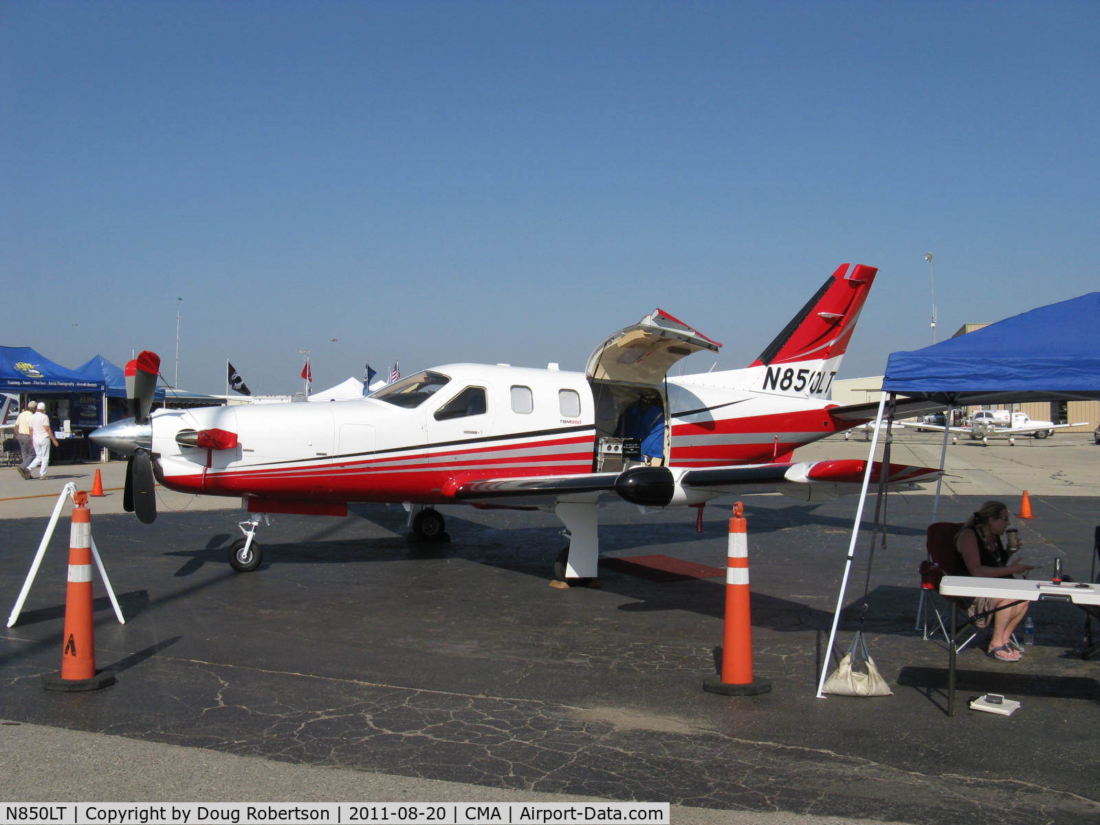 N850LT, Socata TBM-700 C/N 585, SOCATA TBM 700C, one P&W(C)PT6A-64 Turboprop 1,580 shp flat rated at 700 shp