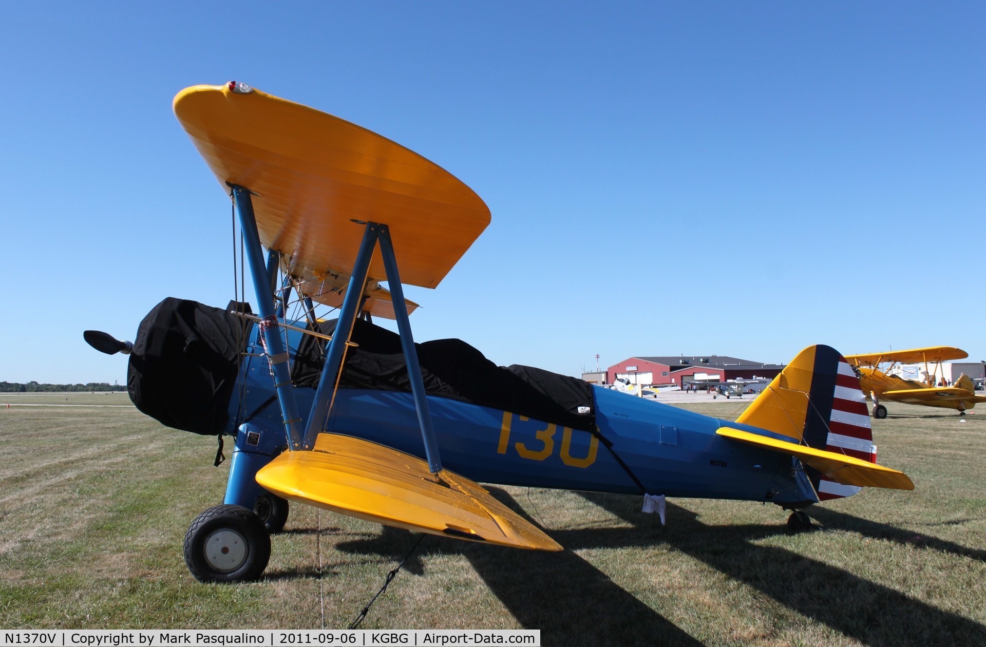 N1370V, 1943 Boeing E75 C/N 75-5185, Stearman