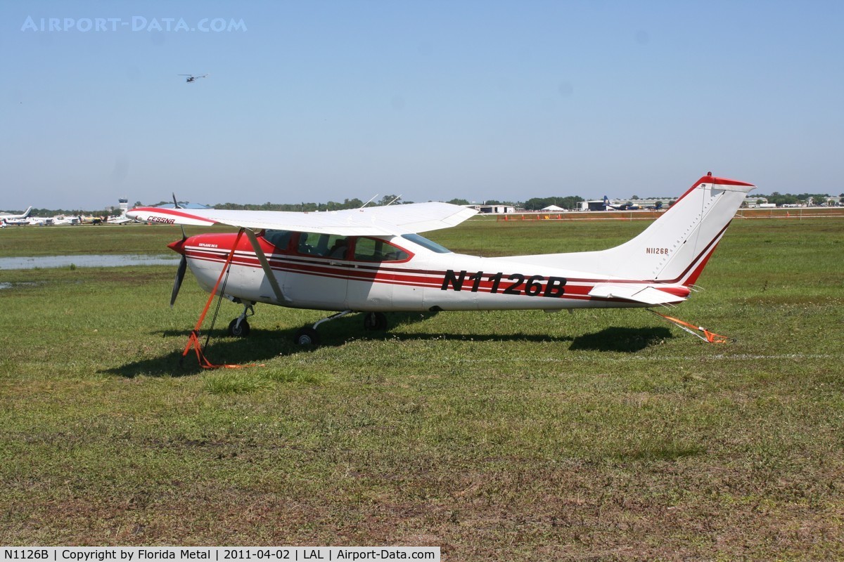 N1126B, 1981 Cessna R182 Skylane RG C/N R18201689, Cessna 182