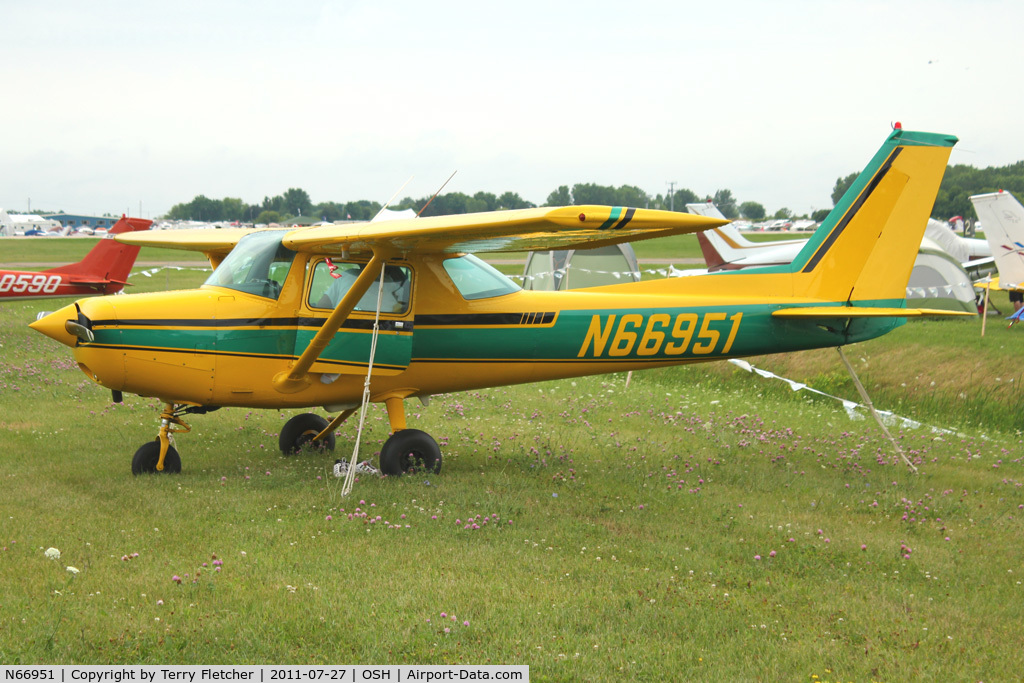 N66951, 1978 Cessna 152 C/N 15281686, At 2011 Oshkosh