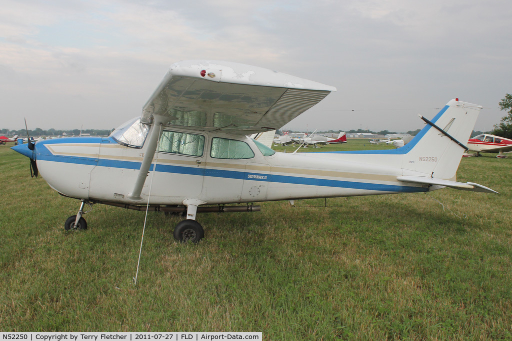 N52250, 1980 Cessna 172P Skyhawk II C/N 17274460, At Fond Du Lac WI - during 2011 Oshkosh week