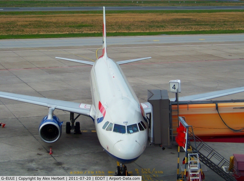 G-EUUI, 2002 Airbus A320-232 C/N 1871, [Kodak Z812IS]
