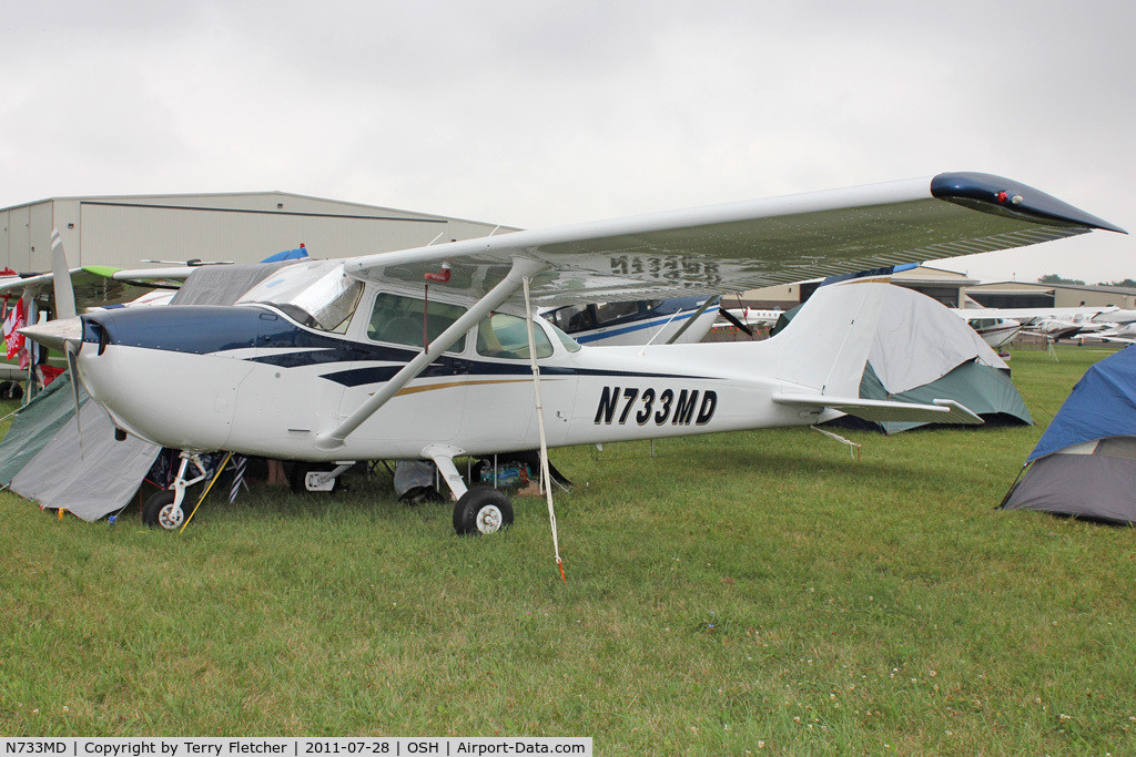 N733MD, 1976 Cessna 172N C/N 17268390, Aircraft in the camping areas at 2011 Oshkosh