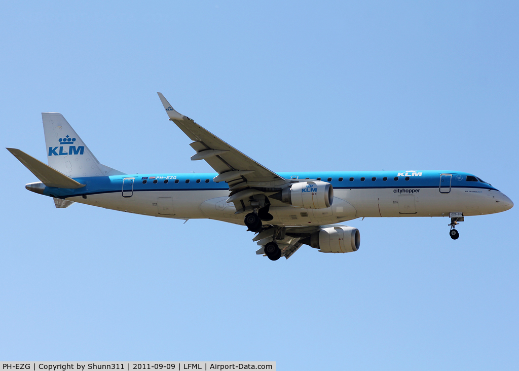 PH-EZG, 2009 Embraer 190LR (ERJ-190-100LR) C/N 19000315, Landing rwy 31R