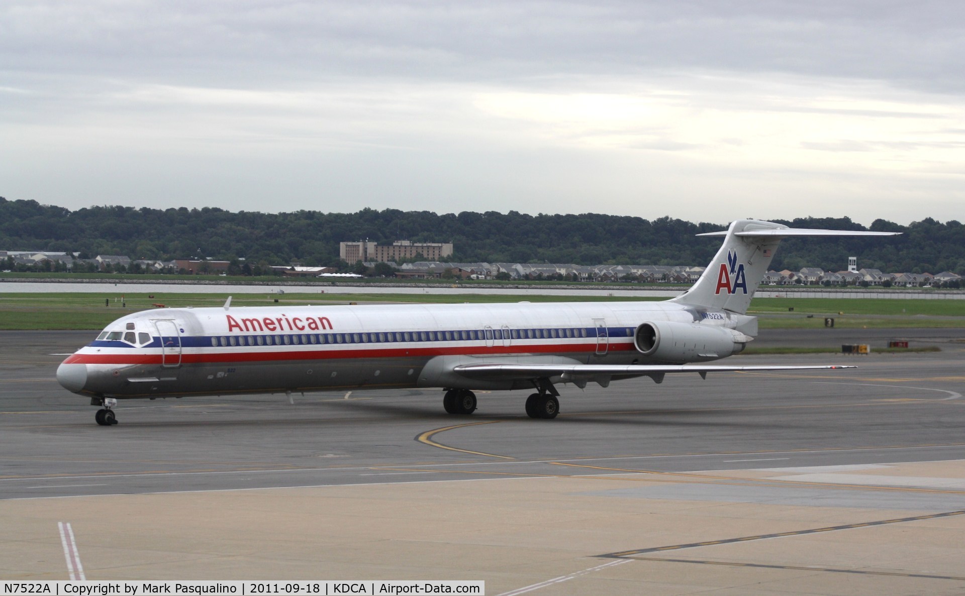 N7522A, 1990 McDonnell Douglas MD-82 (DC-9-82) C/N 49899, MD-82