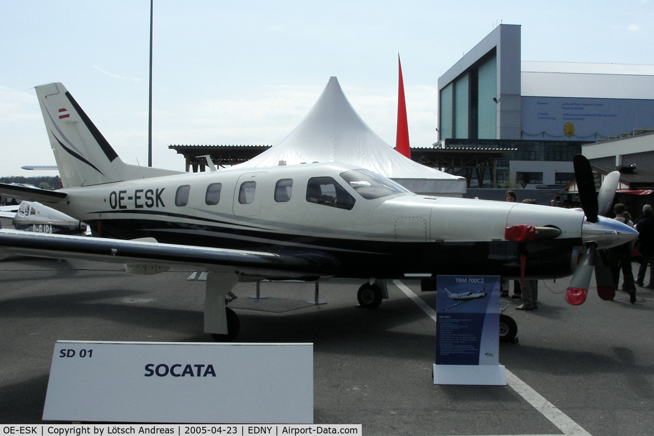 OE-ESK, Socata TBM-700 C/N 279, AERO Friedrichshafen