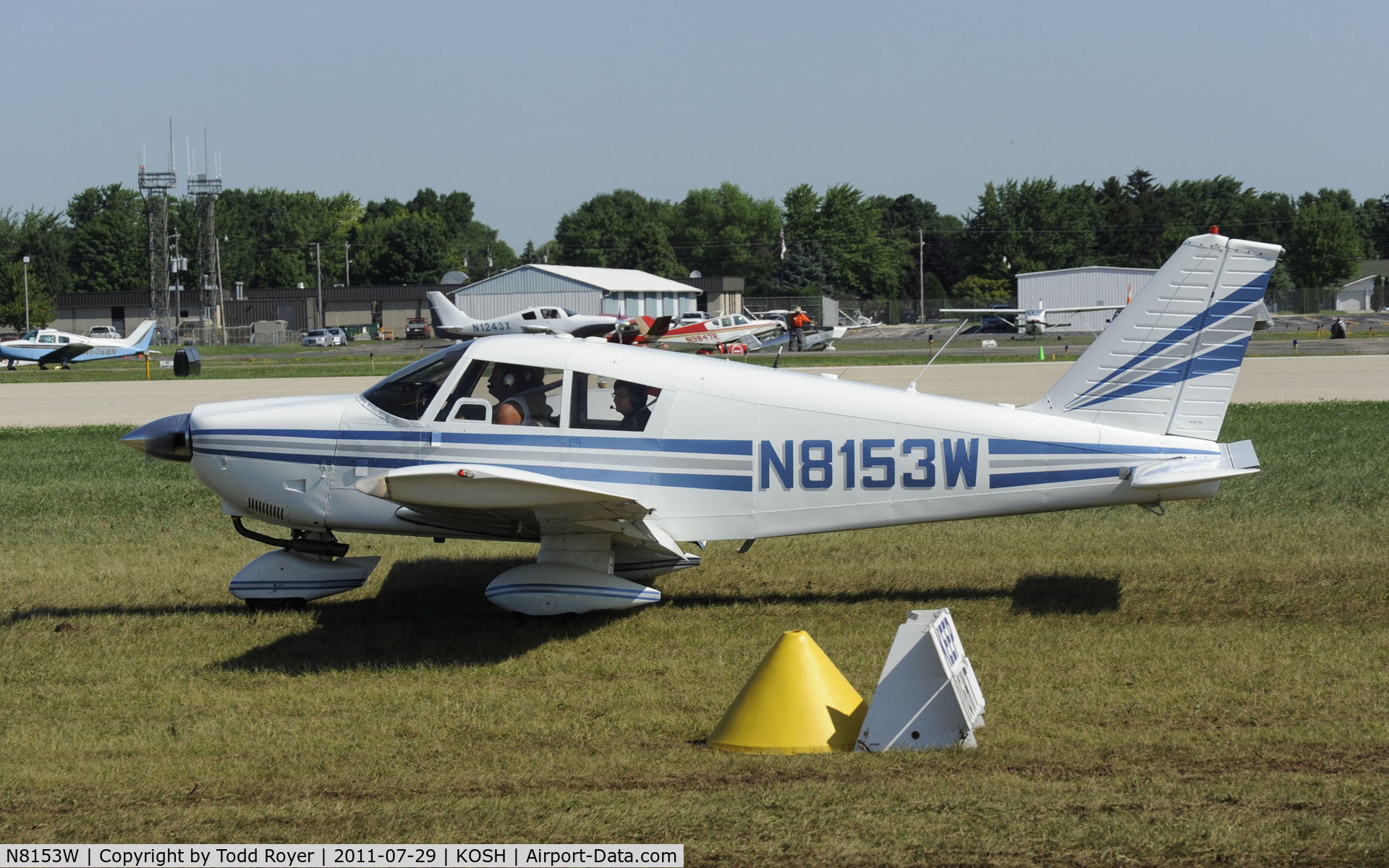 N8153W, 1965 Piper PA-28-180 C/N 28-2267, AIRVENTURE 2011