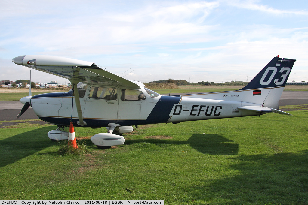 D-EFUC, Cessna 172S C/N 172S-8003, Cessna 172S Skyhawk at Breighton Airfield's Helicopter Fly-In, September 2011.
