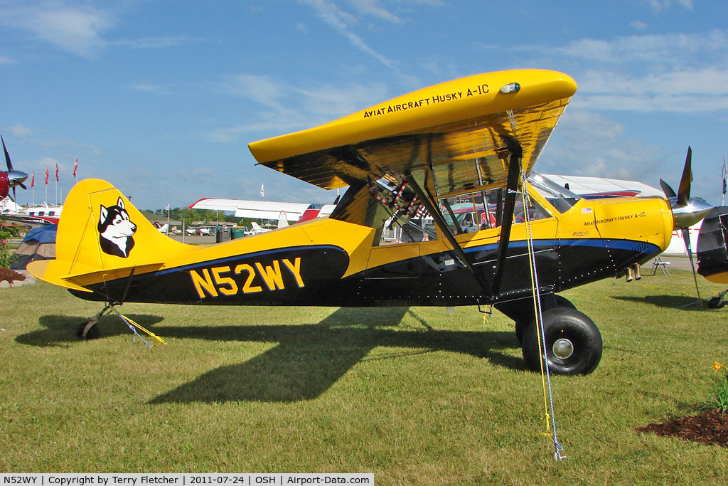 N52WY, Aviat A-1C-200 Husky C/N 3123, On static display at 2011 Oshkosh