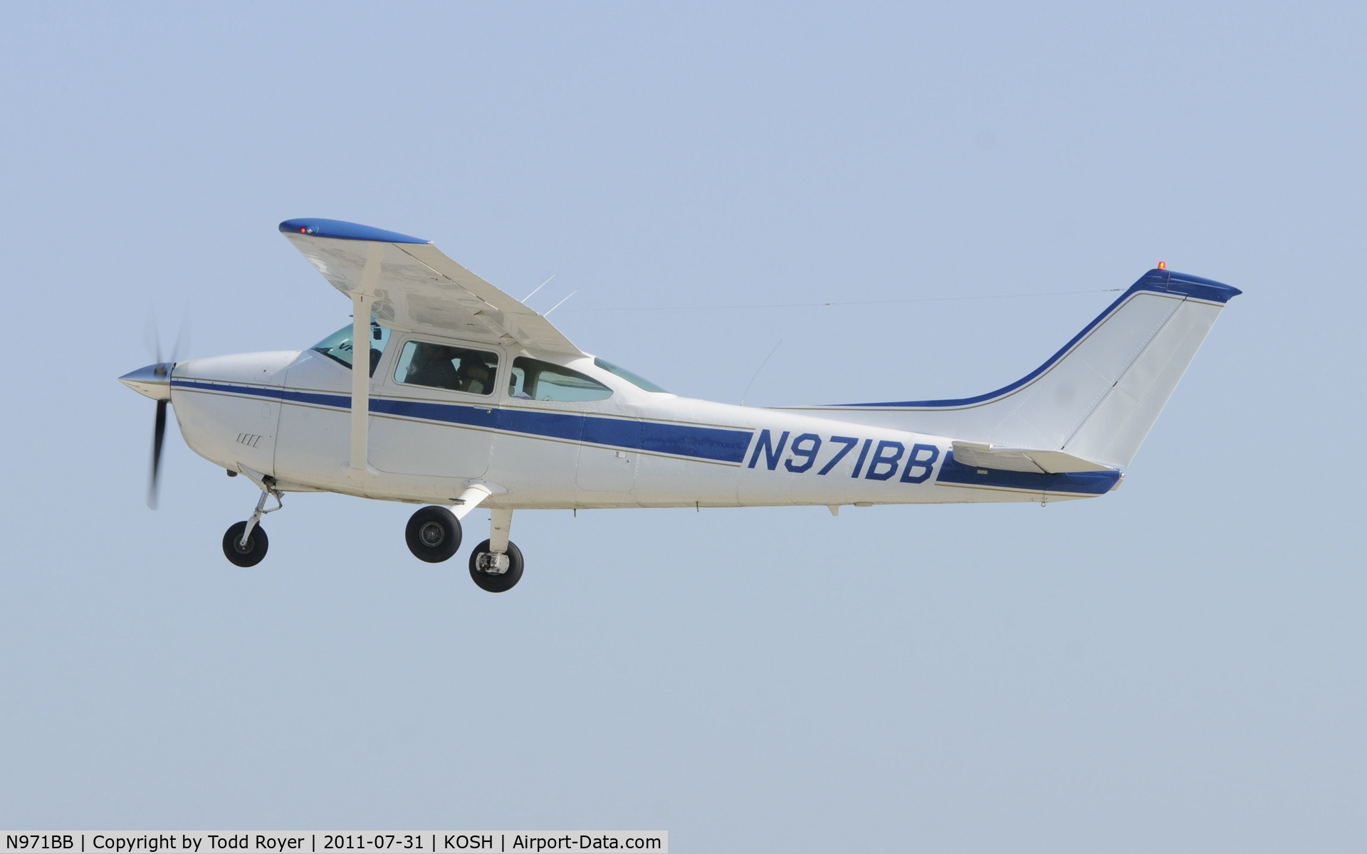 N971BB, 1974 Cessna 182P Skylane C/N 18263473, AIRVENTURE 2011