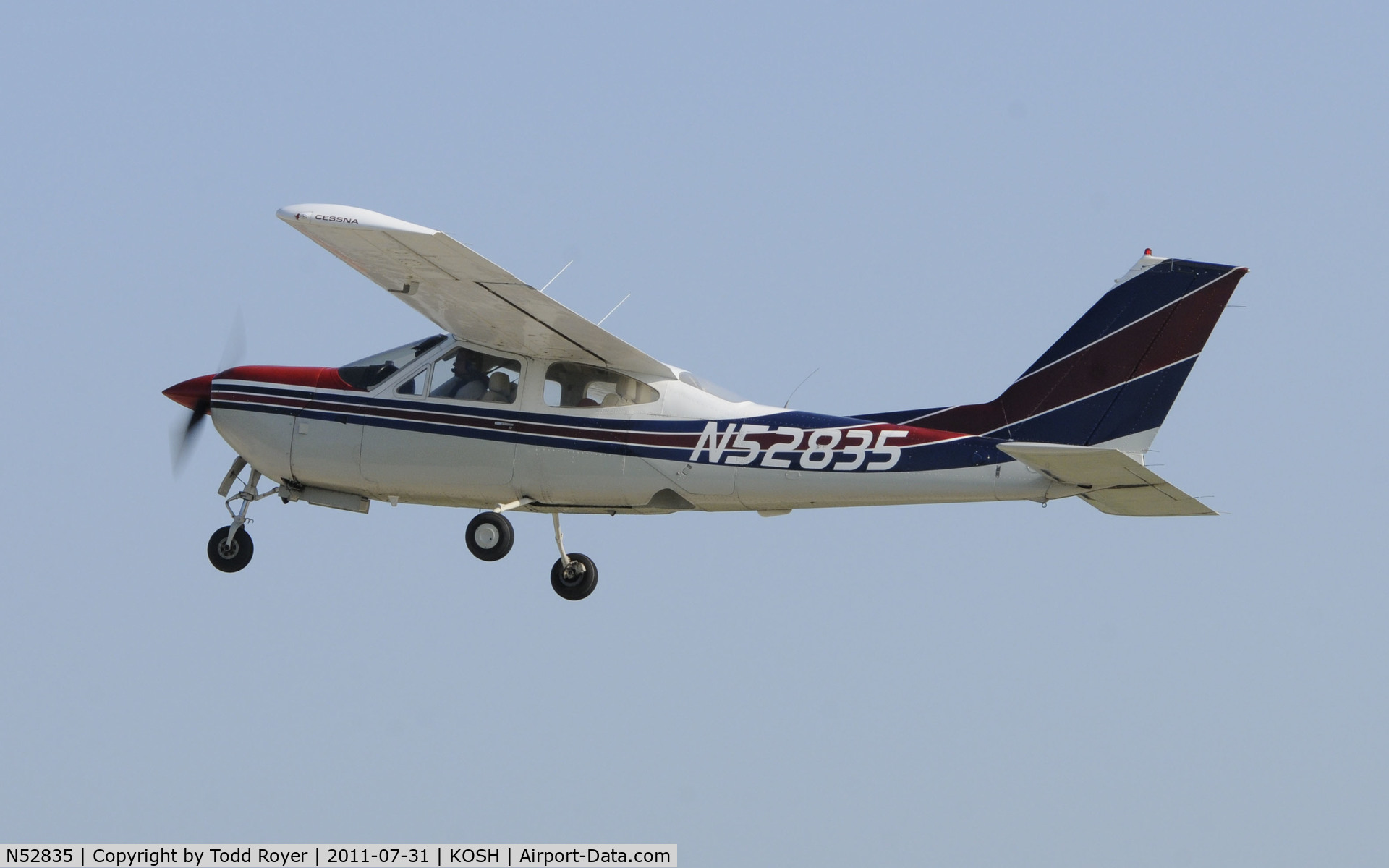 N52835, 1977 Cessna 177RG Cardinal C/N 177RG1283, AIRVENTURE 2011