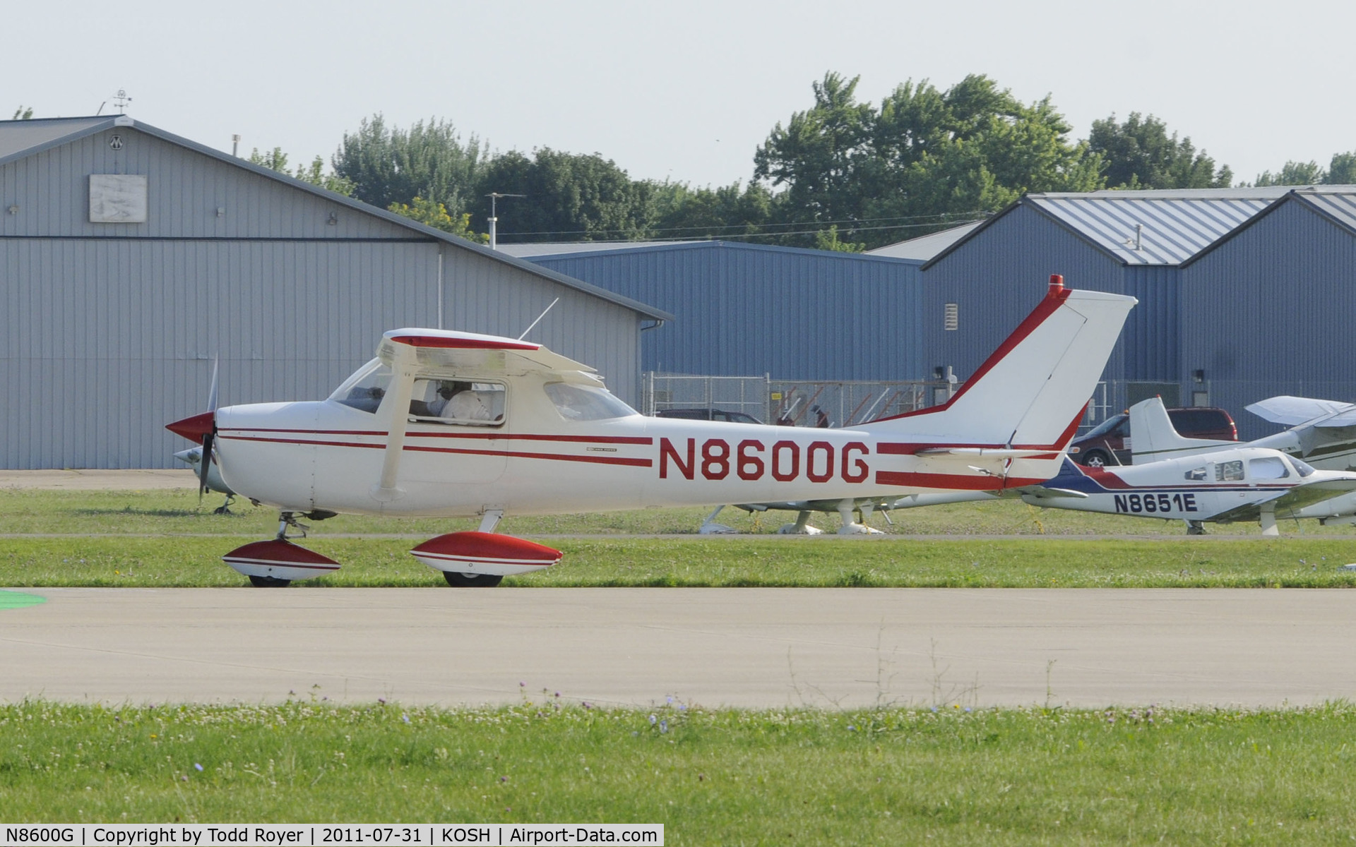 N8600G, 1965 Cessna 150F C/N 15062700, AIRVENTURE 2011