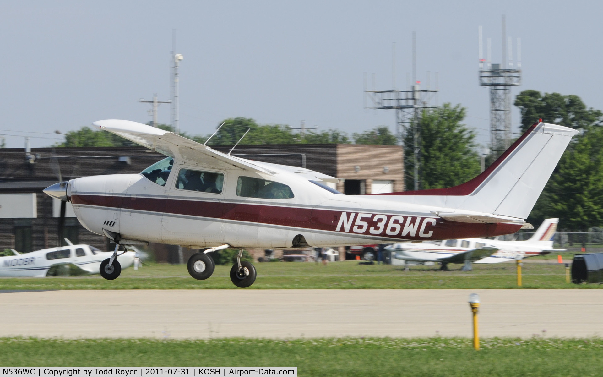 N536WC, 1972 Cessna 210L Centurion C/N 21059794, AIRVENTURE 2011