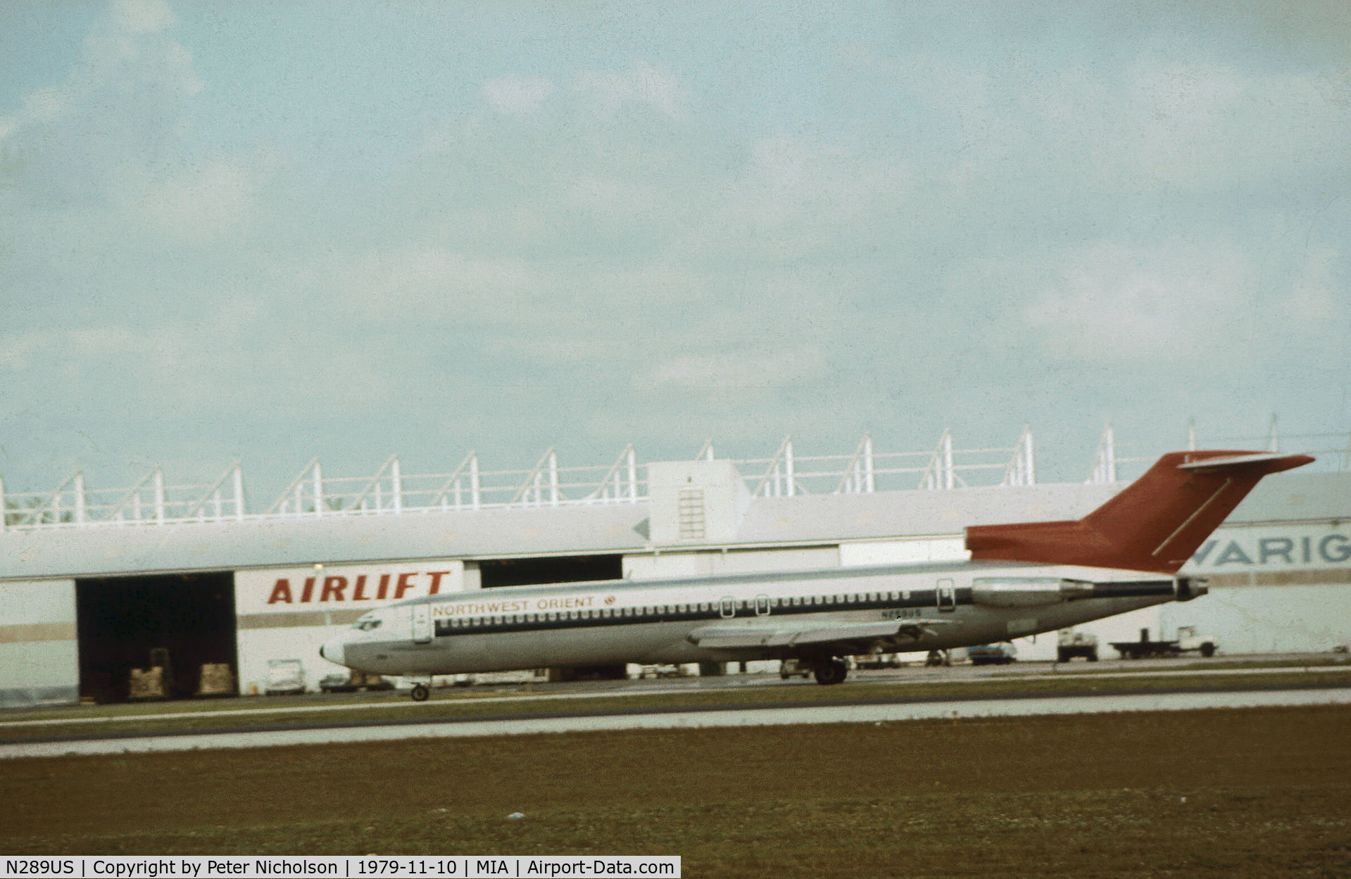 N289US, 1977 Boeing 727-251 C/N 21377, Northwest Airlines Boeing 727-251 as seen at Miami in November 1979.