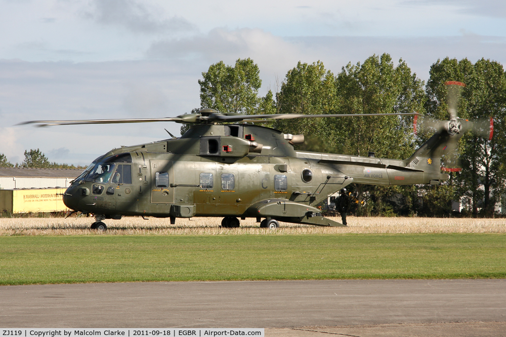 ZJ119, AgustaWestland EH-101 Merlin HC3 (Mk411) C/N 50075/RAF03, EHI EH-101 Merlin HC3, a visitor to Breighton Airfield's Helicopter Fly-In, September 2011.