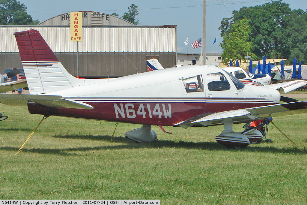 N6414W, 1964 Piper PA-28-140 C/N 28-20483, At 2011 Oshkosh
