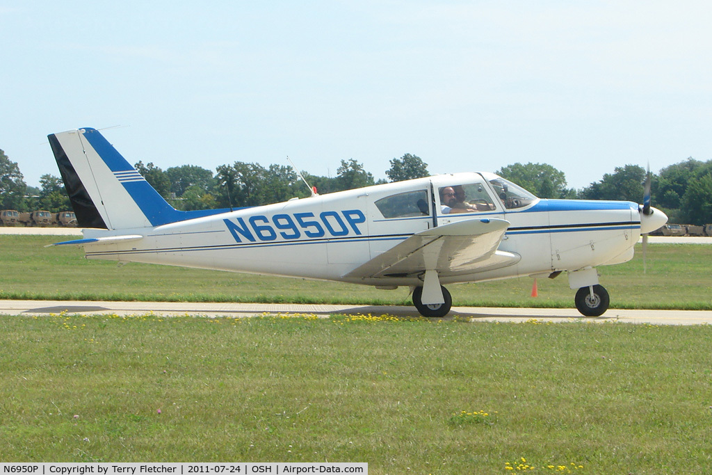 N6950P, 1960 Piper PA-24 C/N 24-2085, At 2011 Oshkosh