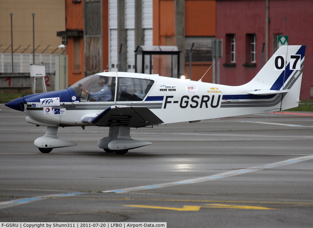 F-GSRU, Robin DR-400-120 Dauphin 2+2 C/N 2404, Participant of the French Young Pilot Tour 2011