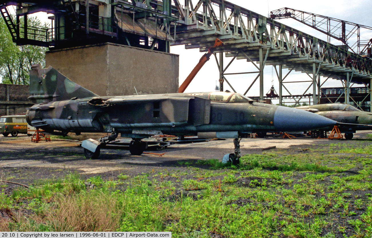 20 10, Mikoyan-Gurevich MiG-23ML C/N 0390324623, Peenemunde PEF/EDCP Germany 1.6.96