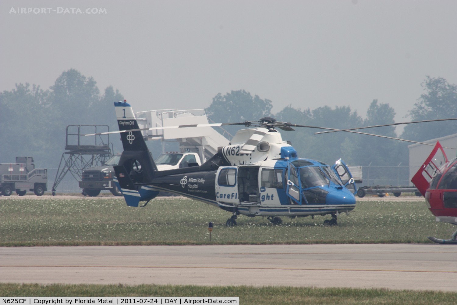 N625CF, 2001 Eurocopter AS-365N-3 Dauphin 2 C/N 6596, AS 365