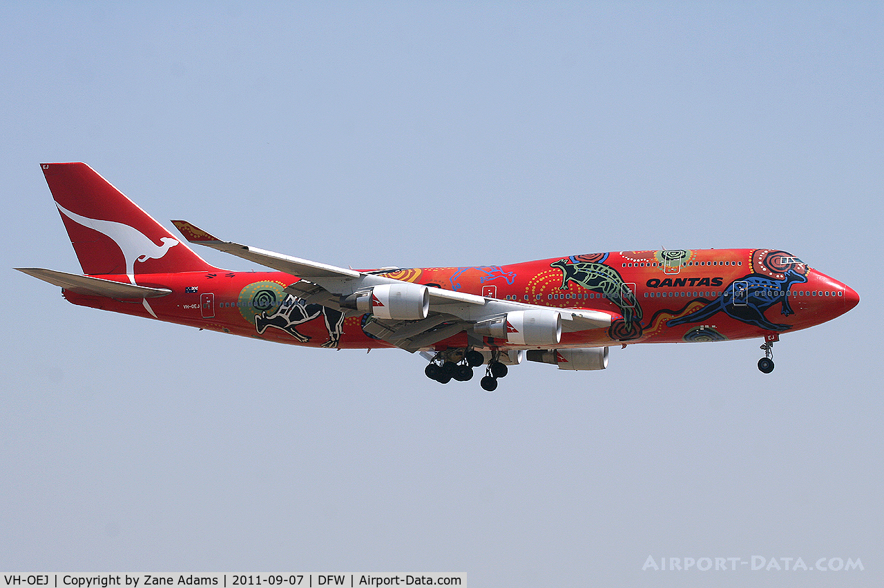 VH-OEJ, 2003 Boeing 747-438/ER C/N 32914, Wunala Dreaming - Qantas 747 arriving at DFW Airport